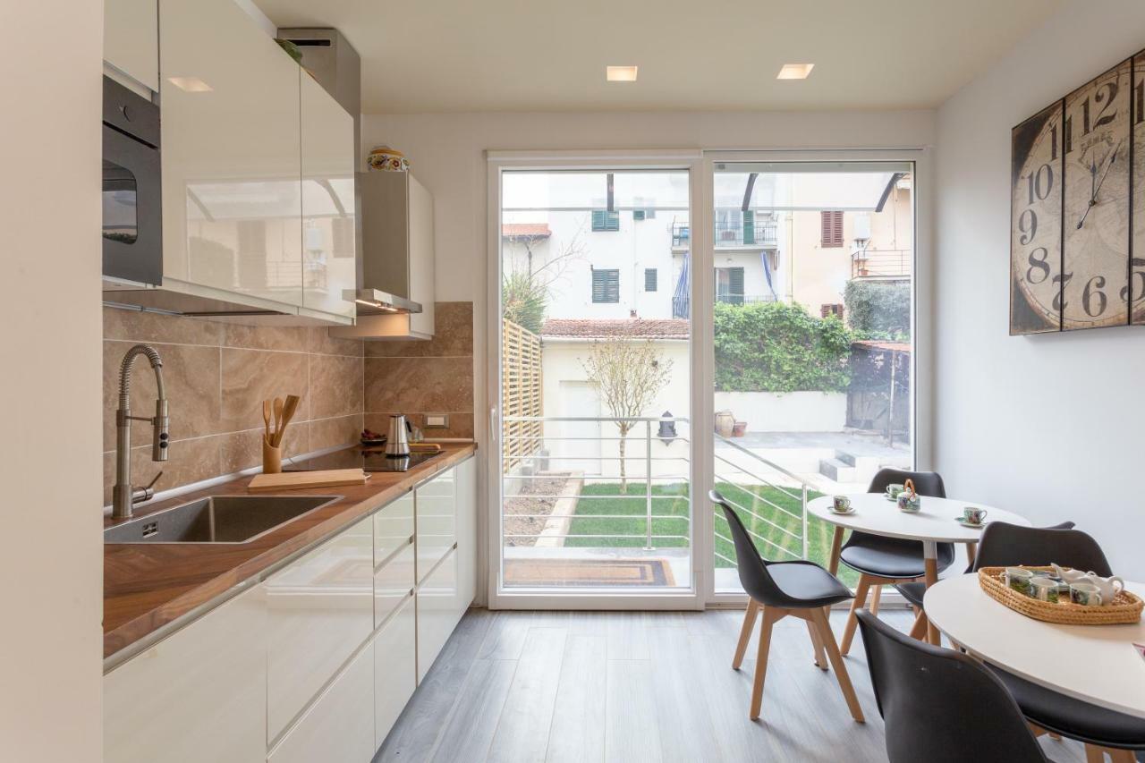 Le Stanze Di Carla! Con Cucina E Bagno Privato Hotel Florence Luaran gambar