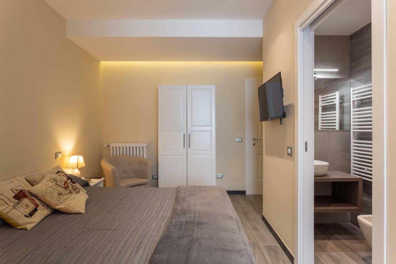 Le Stanze Di Carla! Con Cucina E Bagno Privato Hotel Florence Luaran gambar