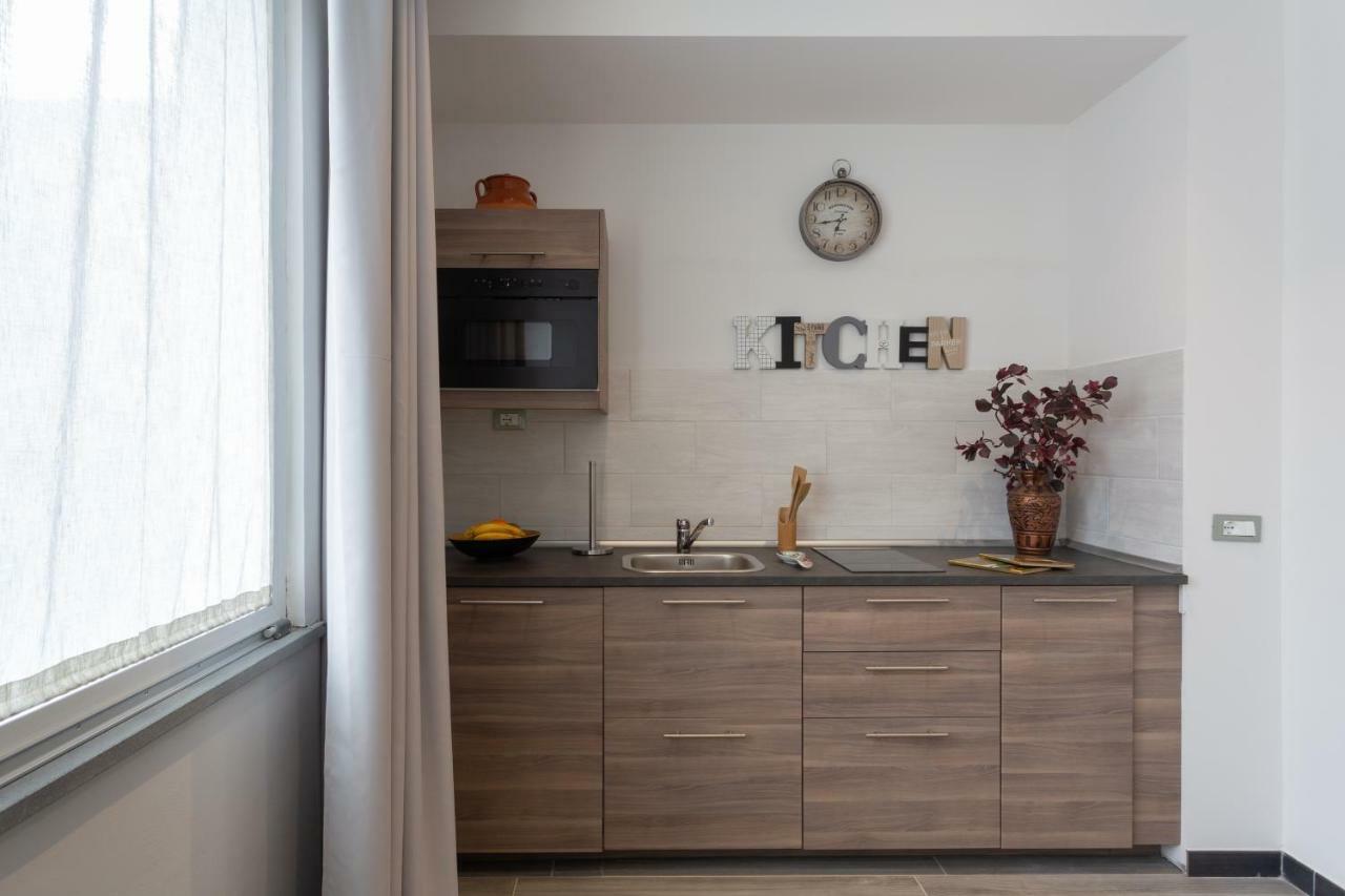 Le Stanze Di Carla! Con Cucina E Bagno Privato Hotel Florence Luaran gambar